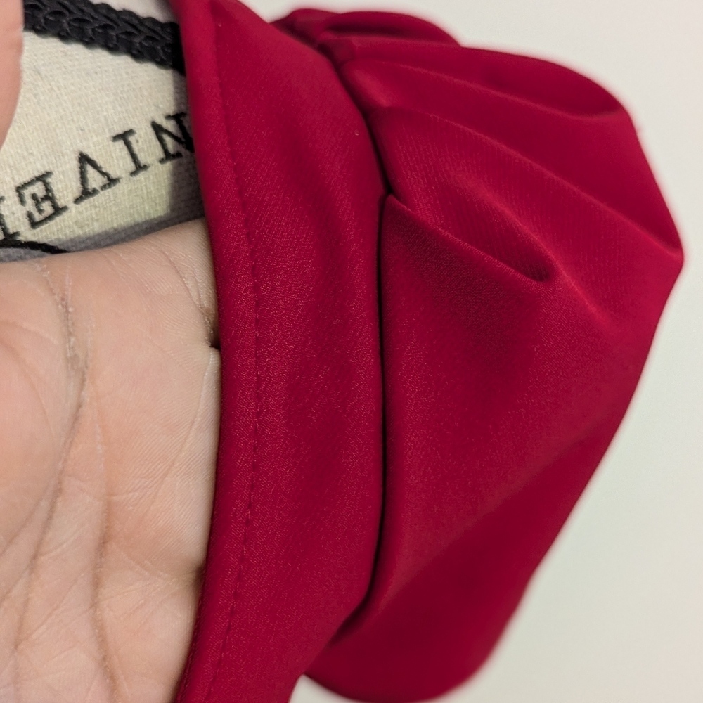 Le Château| NWOT Puffed Sleeve Red Dress - Picture 5 of 10